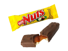 Nuts Nestle Chocolate Bar - Barretta di Cioccolato al Latte con ripieno di crema alle Nocciole (42g)
